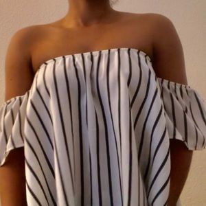 Black and White Off the shoulder top